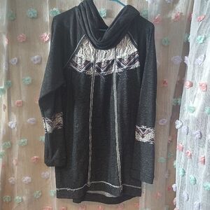 Jolt Black Hooded Long Sleeve Top with Lace and Patterned Inserts